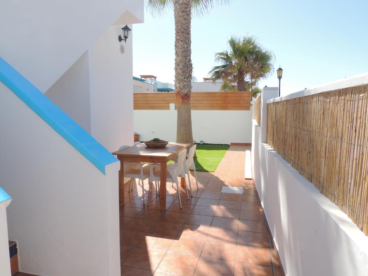 View , Beach House , By Mahbovillas Corralejo Bagian luar foto